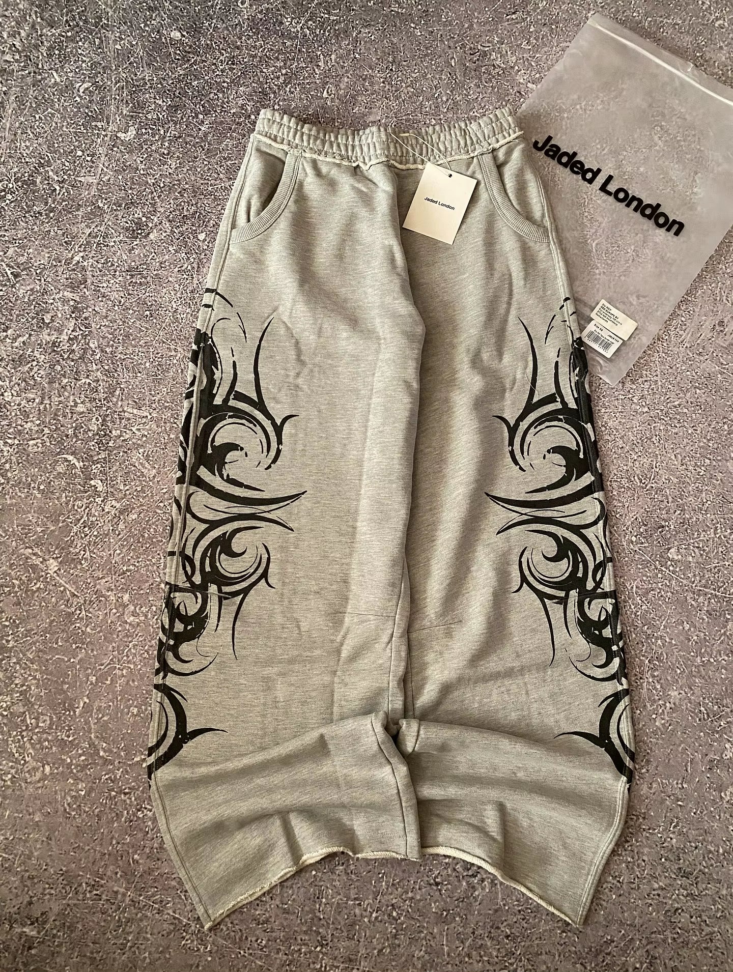 Y2K Grey Baggy Blade Joggers Sweatpants Men Casual Baggy Pants Gym Trousers Elastic Waist Sports Pants Streetwear Men Clothing